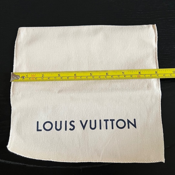 NEW! Authentic Louis Vuitton Billfold, Wallet Dust Jacket 9" x 9" x 5" - Picture 6 of 7